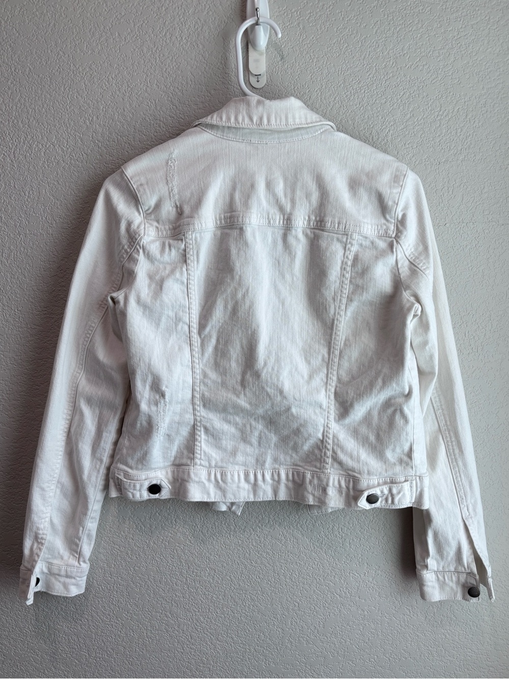 KUT from the Kloth White Cropped Denim Jean Jacket Women’s Size Small - Picture 7 of 7